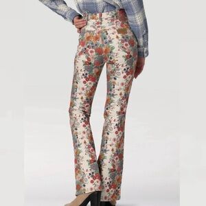 NWT WRANGLER WESTWARD 626 HIGH RISE BOOTCUT FLORAL DENIM JEANS